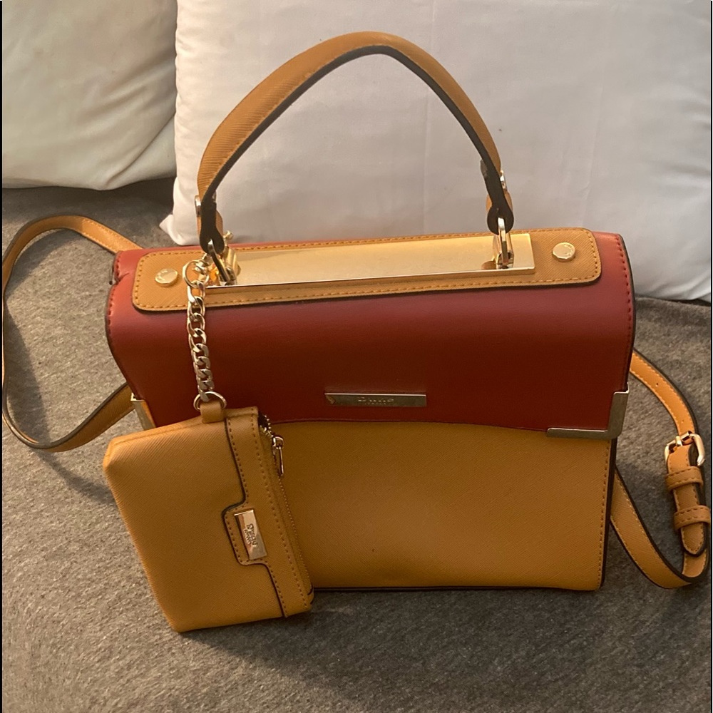 Dune handbag w/ coin purse